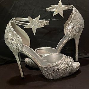 Ellie silver sparkle w/ buckle accent high heels